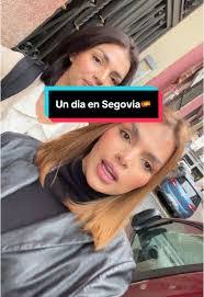 Laura Roldan's Instagram, Twitter & Facebook