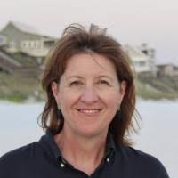 40+ "Dr Lynette" profiles