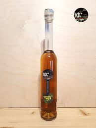 Il coniglio disossato intero viene farcito del suo fegato, pancetta, finocchietto e aglio. Liquore Al Finocchietto Selvatico 20cl Podere Ca Di Sopra