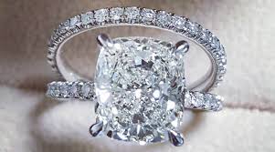 Including the colossal collection of 2.50 carat vintage cushion diamond rings. Our 10 Favorite Elongated Cushion Cut Diamond Engagement Rings Diamond Mansion Blog