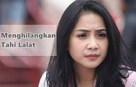 Cara menghilangkan tahi lalat yang berikutnya adalah dengan menggunakan minyak oregano. 6 Trik Menghilangkan Tahi Lalat Tanpa Operasi Dan Laser Laseran Cuma Butuh Ketelatenan