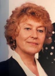 Sandra Gillman's Instagram, Twitter & Facebook