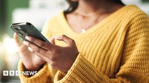 What is AI, how do apps like ChatGPT work and why are there concerns? - BBC  News