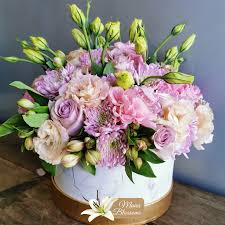 Leading online florist specialising in unique gifts with arrangement of preserved flowers. Boxed Blooms Maua Blossoms