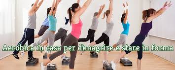 La ginnastica per dimagrire e rassodare si può fare anche in casa, ma bisogna avere costanza e pazienza, altrimenti non serve a nulla. Aerobica In Casa Per Dimagrire E Stare In Forma La Salute Al Femminile