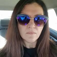 Do I need to stay two nights to redeem airfare credit at Paris LV?