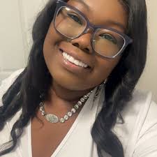 Who are some good nail technicians in New York?