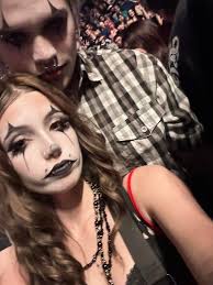 How to respond to compliments after a worship performance?