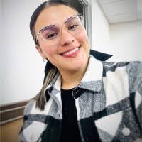 Allison Astor's Instagram, Twitter & Facebook