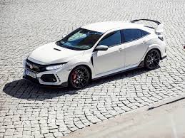 The honda civic type r is ready to tear up the track with a new limited edition trim in phoenix yellow, featuring forged bbs wheels. Honda Civic Type R 2018 Pictures Information Specs
