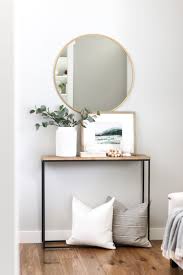 Simple Small Entryway Decor In 2020 Entryway Decor Small Small Table Decor Small Console Tables