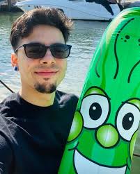 Pickle (@followthepickle) • Instagram photos and videos