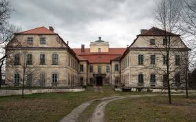 Schloss In Krimice Download This Photo And Other Beautiful Photos For Free On Our Site Photography Architecture Archi Schloss Architektur Burg