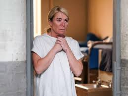 BBC EastEnders fans demand Sharon Watts brings 'brilliant' extra back to  Walford | My London News - Manchester Evening News