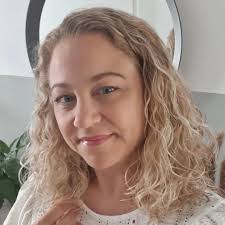 Renaissance mom reintroduces herself and her mission