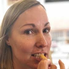 Lauren Vanhorn's Instagram, Twitter & Facebook