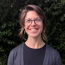 Whitney Packard's Instagram, Twitter & Facebook