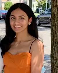 🧪 2021 Fall Semester E-Board Spotlight 🧪 Name: Rida Wattoo Position:  President Major: Psychology with a Biology Minor Year: Senior Fun Fact:  Rida has a twin!