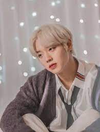 He is mainly known for placing 2nd in produce 101 and becoming a member of boy. 350 Park Jihoon Ideas In 2021 Park Park Jihoon Produce 101 Jinyoung