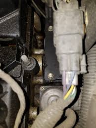 It does this by allowing water to enter the engine when it is getting hot, and by keeping coolant from entering while the vehicle warms up. Ford Focus Questions Car Overheating Thermostat Or Something Worse Cargurus