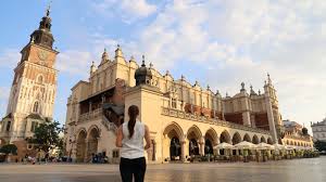 Von den vielen historischen denkmälern der alten königsstadt sind besonders. Krakau In Polen Sehenswurdigkeiten Tipps Altstadt Umgebung