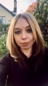 Meet Sedna Epic Expedition team member Sarah Neill, the first woman of  adventure we're featuring this week! Sarah is a qualified marine biologist,  scuba diver and regional coordinator of the British Divers