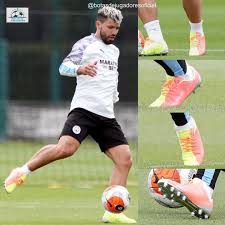 Everything feels shaky as he stops leaning on chiquito, and he wonders if he should be so quick to push away his support. Betsy Trotwood Bettler Lionel Green Street Aguero Puma One Sekretar Schilling Schone Frau