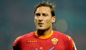 Francesco totti confirms sunday will be his last game for roma—but hints at a new challenge ( via @totti). Ehre Fur Den Roma Star