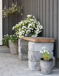 Small Garden Bench Diy Cinder Blocks Wood Bench Flower Pots Backyard Diy Projects Diy Backyard Garden Patio Furniture