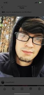 Jonathan Guffey's Instagram, Twitter & Facebook