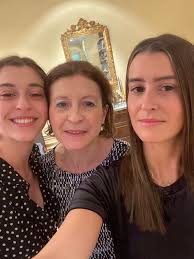 How to help an assisted living resident cope with feelings of hopelessness  and sadness?