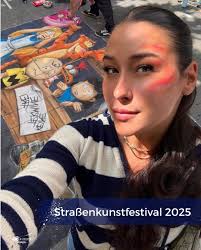 In Geldern wird's kreativ! 🖌 Das „Hej Ceramic Creative Studio“ hat vor  wenigen Tagen auf der Hartstraße 24 eröffnet. Citymanagerin Anne Klatt hat  es sich nicht nehmen lassen, direkt einmal persönlich vorbeizuschauen