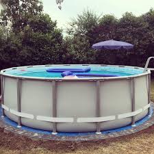 So Langsam Wirds Endlich Was Ganz Schne Arbeit So Ein Untergrund Pool Swimmingpool Garden Garten Home Swimming Pool Pool Cocktailschirmchen