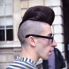 Men S Quiff Contrasted With Shaved Sides Hair Hair With Flair Hair Art Cool Hairstyles