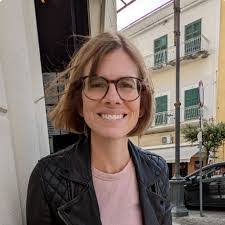 Jennifer Ament's Instagram, Twitter & Facebook