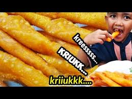 Lemak nabati terutama yang tinggi lemak tak jenuh ganda seperti pada minyak goreng. Enak Renyah Gorengan Sederhana Dari Tepung Terigu Youtube