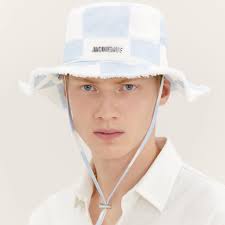 Pre order Jacquemus hat Le bob artichaut blue square 6,800.- Le bob Grain  blue square 6,500.- * มัดจำสินค้า 3,000 บาท ส่งฟรี . #jacquemusthailand  #jacquemushat #siambrandname #siambrandnamethailand #preorderthailand  #pradahatthailand #guccihatthailand ...