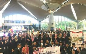 Universiti yang menawarkan asasi perundangan adalah uitm dan uiam. Matrikulasi Dan Asasi Program Perubatan Mbbs Md Pergigian Bds