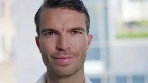 New jobs in UK hospitality sector 'non-existent'