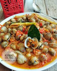 Salah satu mie pedas yang bisa dicoba adalah jjampong, mie kuah pedas dengan aneka macam seafood yang menggugah selera ini ternyata mudah dibuat. 15 Resep Seafood Pedas Ala Rumahan Nikmatnya Nampol Bikin Ketagi