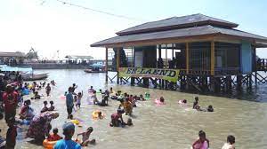 Jalan sukolilo no.100, sukolilo baru, kec. Puluhan Ribu Pengunjung Serbu Pantai Kenjeran Lama Surya