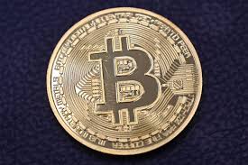 Цена биткоина обновила двухнедельный максимум. Bitcoin Soars To A New Record Above 34 000 Over The Weekend Marketwatch