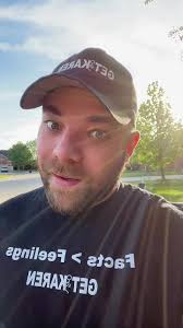 Louis Underscore Vega