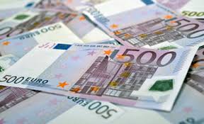 Die europäische zentralbank plant, ab dem ende des schaffen andere länder auch ihre großen scheine ab? 9 823 Money 500 Euro Banknote Wall Murals Canvas Prints Stickers Wallsheaven
