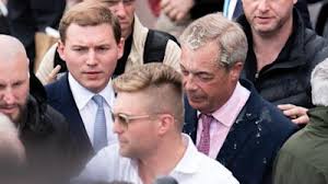 No rules broken' over criminal's financial support to Farage, says Reform |  ITV News
