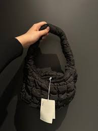 Sf到付優先(全新full set with tag ) Cos bag quilted bag 雲朵包 袋 包