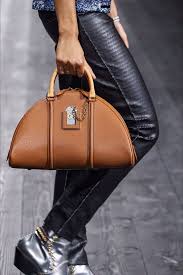 I trend maglieria più hot. Borse Moda Autunno Inverno 2020 2021 I Modelli Must Have Louis Vuitton Louis Vuitton Bag Bags