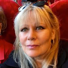 Carmen Roberts Email & Phone Number