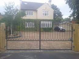 Gate types, materials & styles for residential driveways. Marpave Driveways And Blockpaving Loughborough Leicester