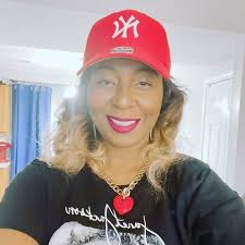 neverlookingback · 148M threads